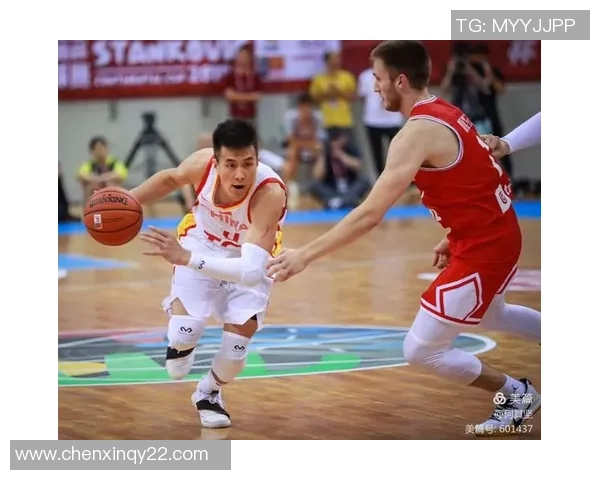 赛后复盘:重庆篮球队与杭州篮球队速度较量的精彩瞬间与战术分析 赛后复盘:重庆篮球队与杭州篮球队速度较量的精彩瞬间与战术分析