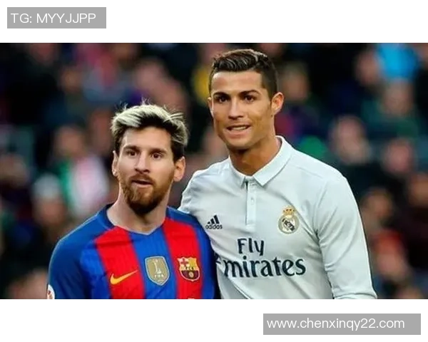 足球明星合影精彩瞬间汇总盘点全球顶级球员的亲密合照 足球明星合影精彩瞬间汇总盘点全球顶级球员的亲密合照